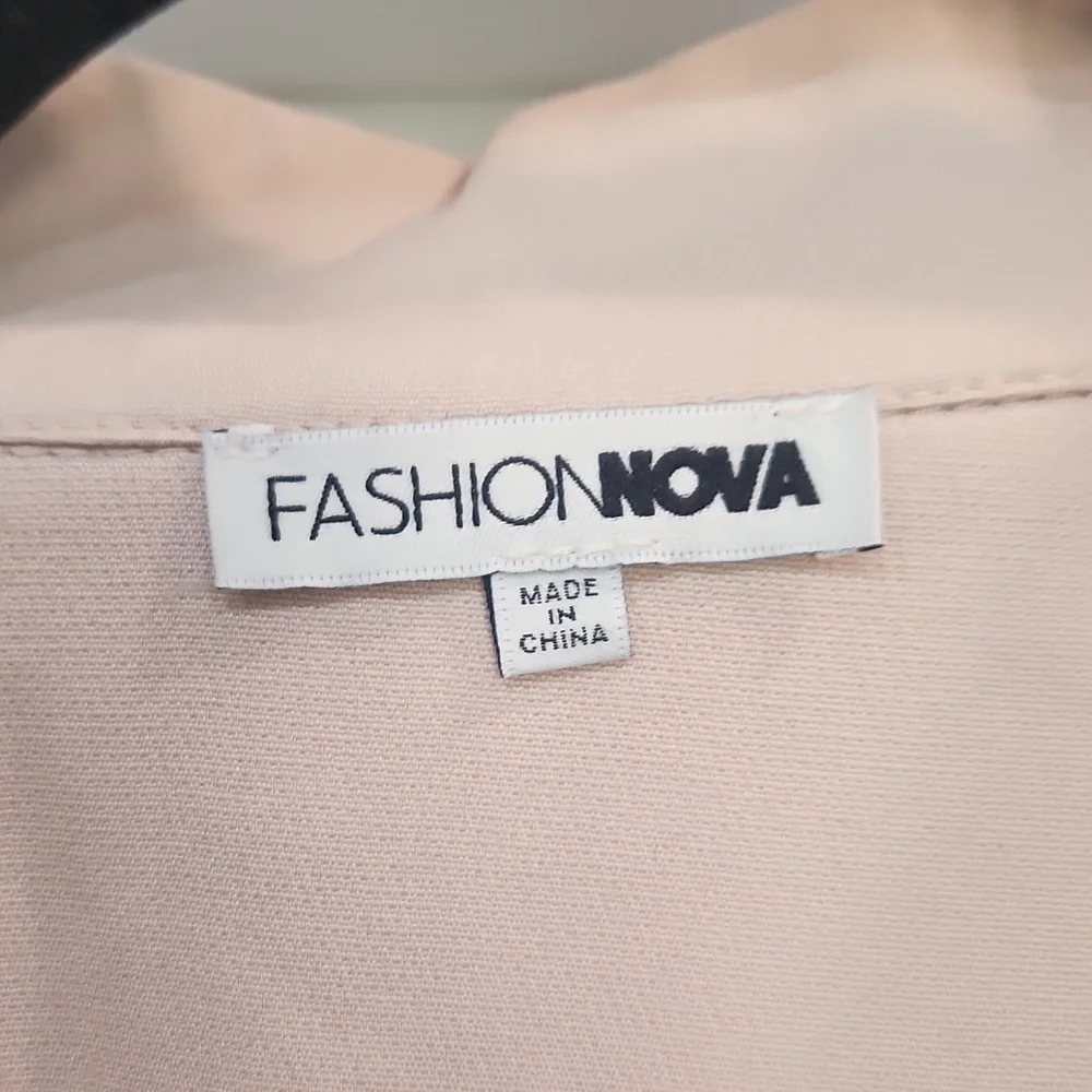 Fashion Nova Beige Lightweight Long Sleeve Belted Peacoat Or Mini Dress - Picture 2 of 4